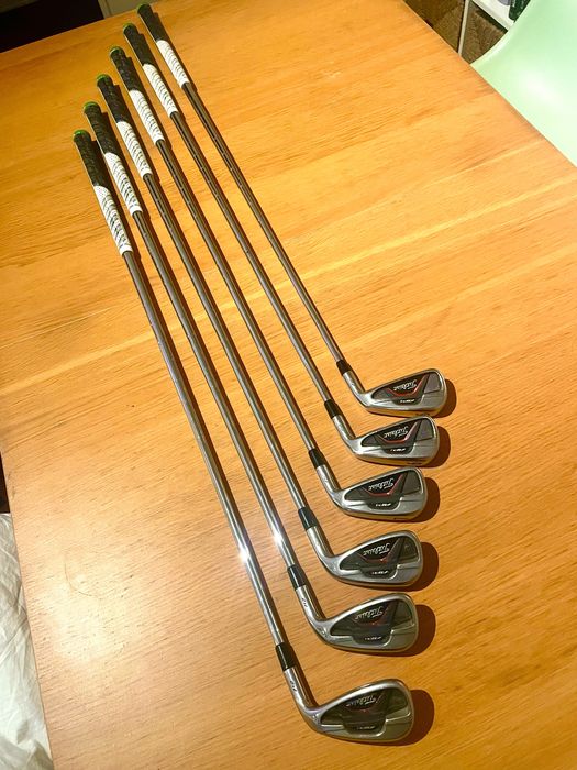 Titleist Ap1 712