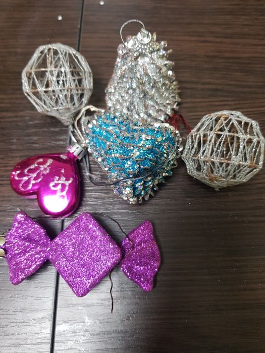 Шары новогодние игрушки мишура  санта и другие+ подарю