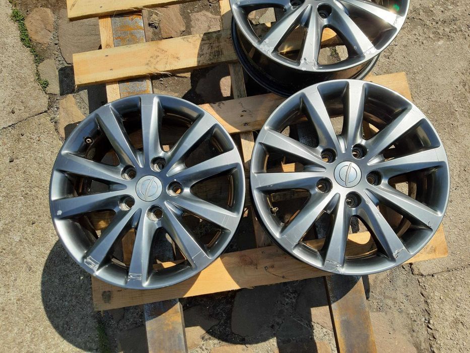 Felga Chrysler Town & Country Voyager RT 11-19r 17''