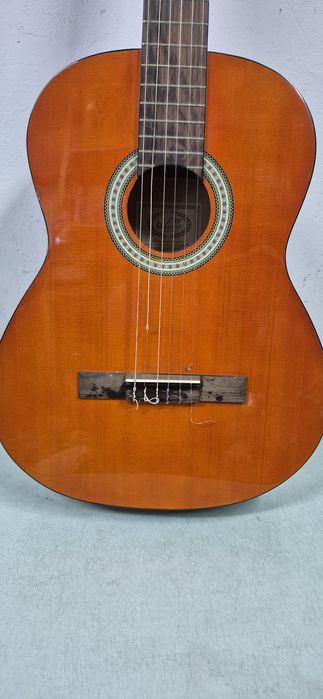 Gitara Clifton Valesca