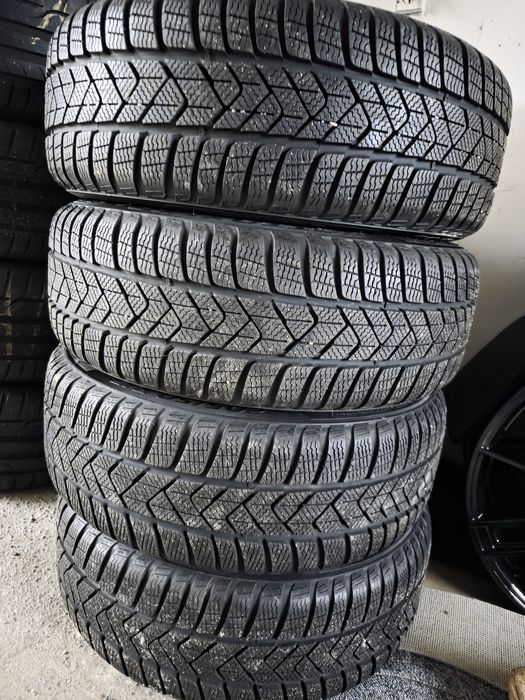 Opony zimowe Pirelli Sottozero 3 205/50/17 jak nowe