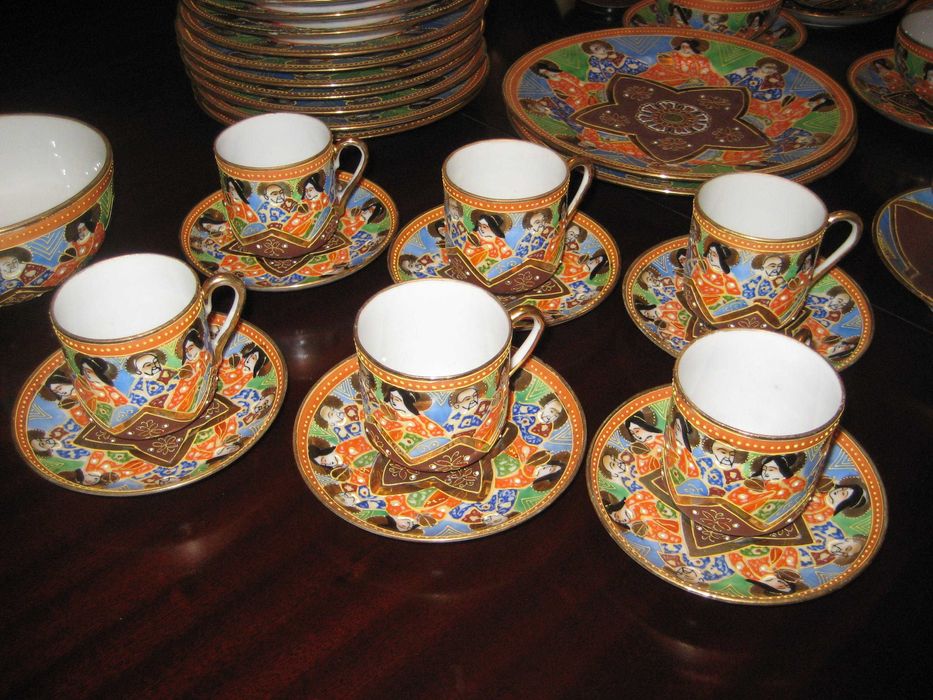 Serviço Chá e Café porcelana japonesa, pintada à mão, anos 1910, raro