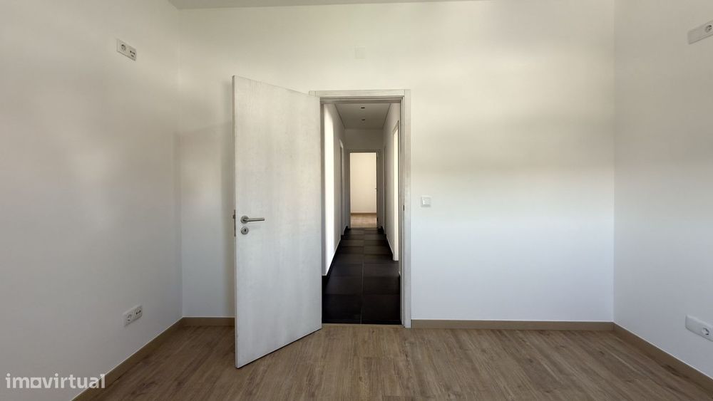 Apartamento T3 totalmente renovado em Pinhal Novo