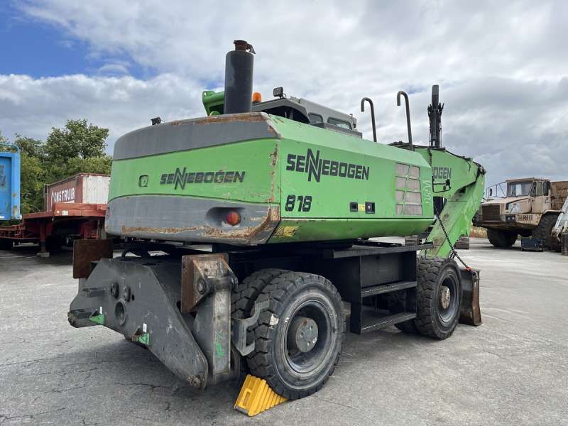 Escavadora Industrial SENNEBOGEN 818