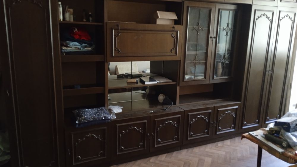 Продается стенка Румыния (самовывоз)