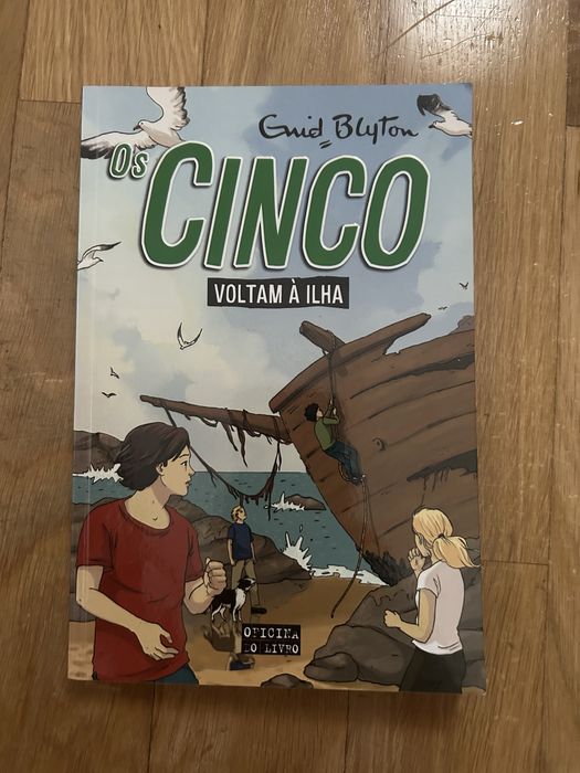 Clube das Chaves, Os Cinco, Futebol