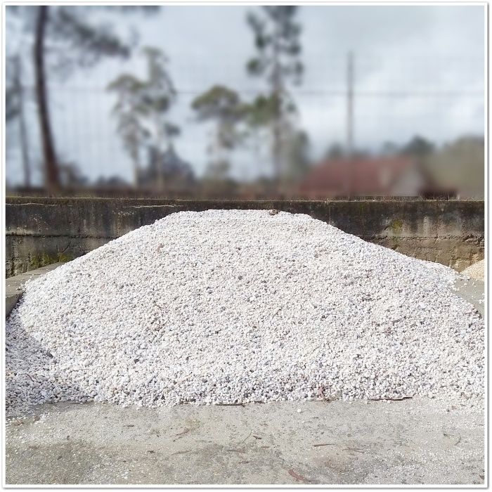 Pedra Decorativa Branca (Vários tamanhos)