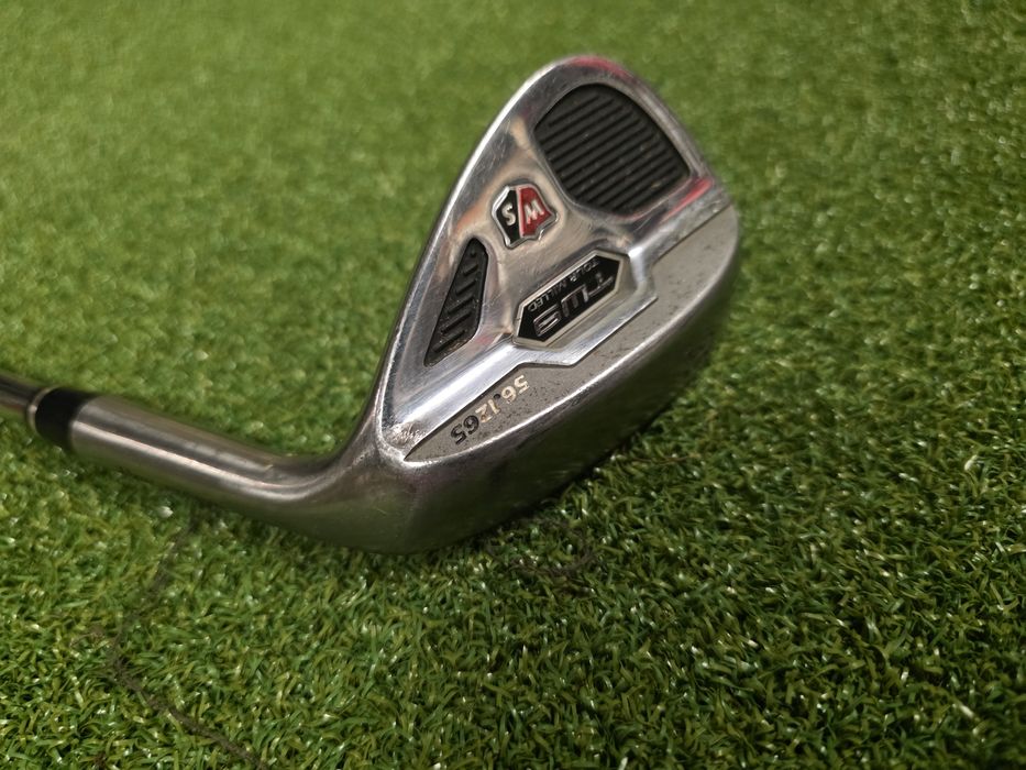 Kij do golfa Wilson wedge 56°