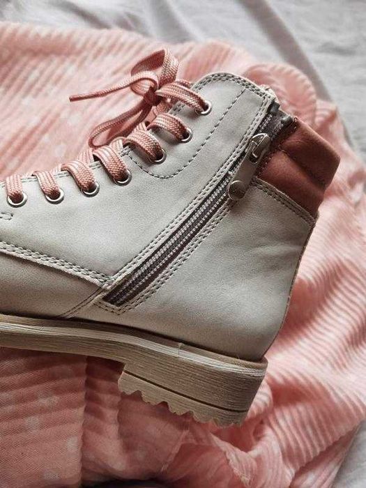 Утеплённые кожаные ботинки Marco Tozzy на замке еврозима