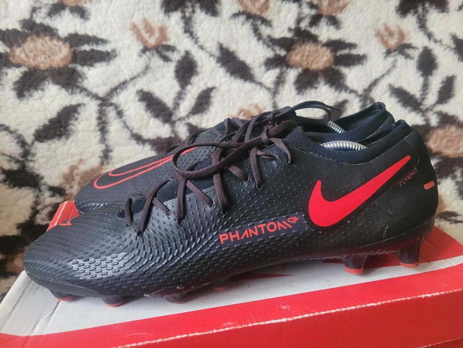 Super sportowe korki piłkarskie Nike Phantom GT Pro AG Pro wkł.30 cm