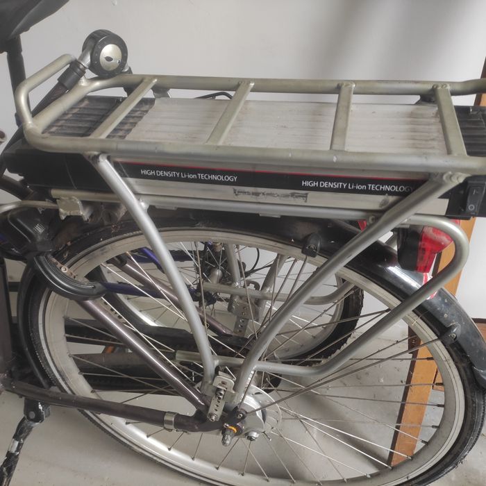Sprzedam rower elektryczny.