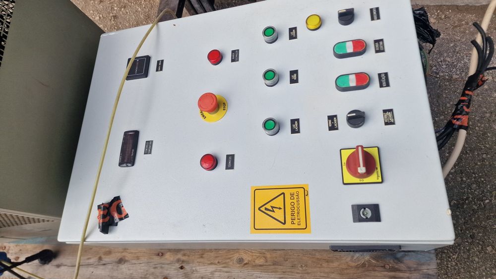 Quadro eletrico para de comando painel de controlo automacao