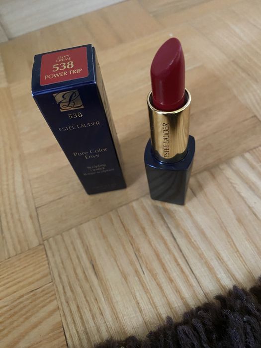 Pomadka Estee Lauder