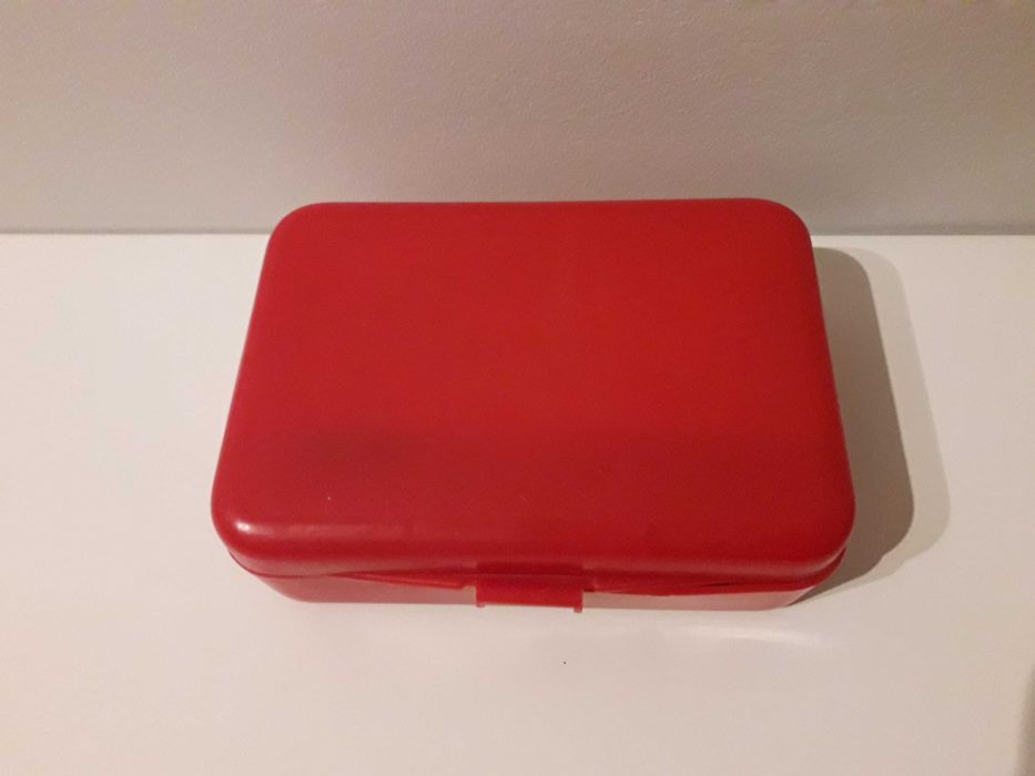 Caixa de costura de brincar