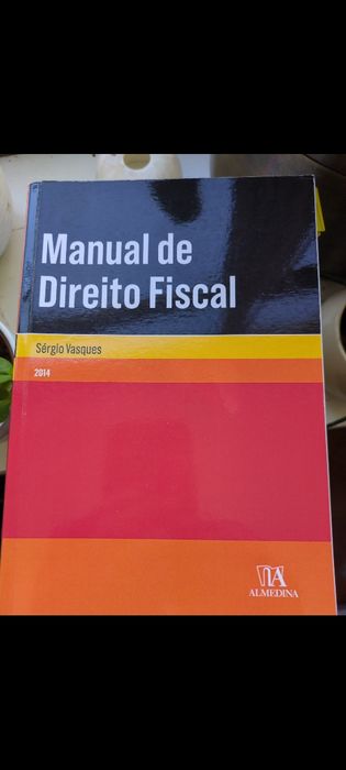 Livros de Direito variados