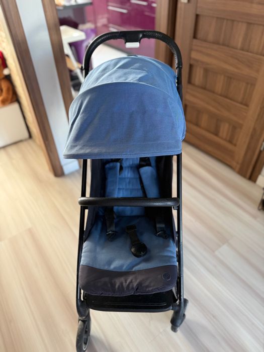 Cybex Beezy • lekki wózek spacerowy • składany jedną ręką