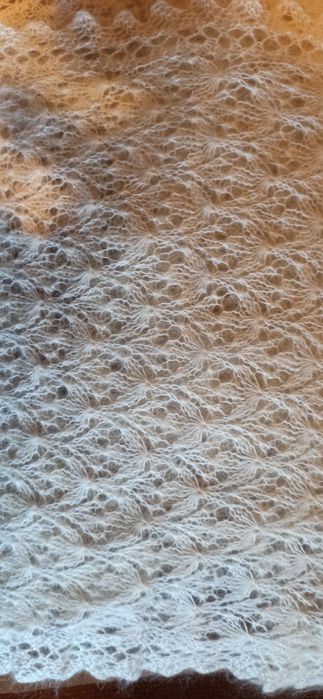 Продам  палантин