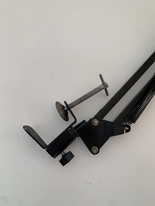 Blue Yeti USB + suporte aranha e braço