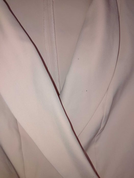 Pudrowa sukienka Maravilla Boutique 38