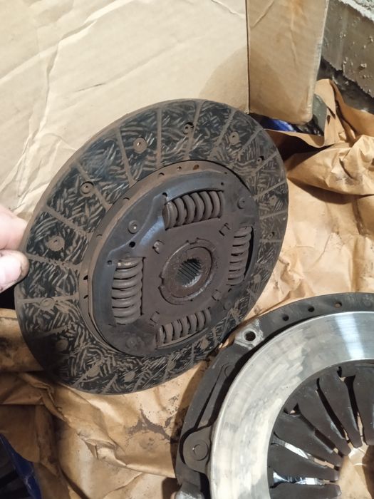 Продам счепленя ,