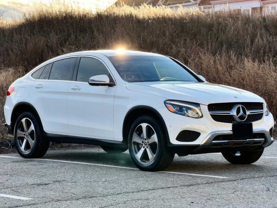 Mercedes-Benz GLC      2019