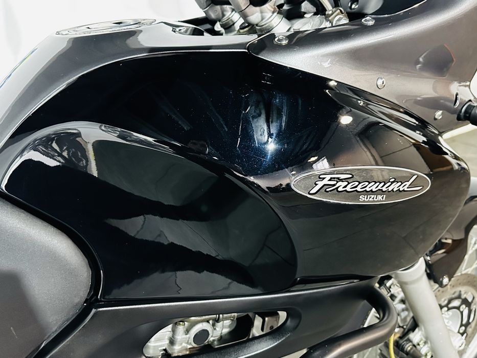 Suzuki Xf650 Freewind мото з європи (3600$)