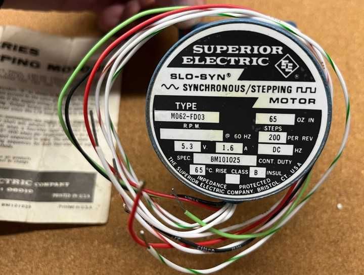 Superior Electric M062-FD03 Slo-Syn Stepping Motor (motor stepper)