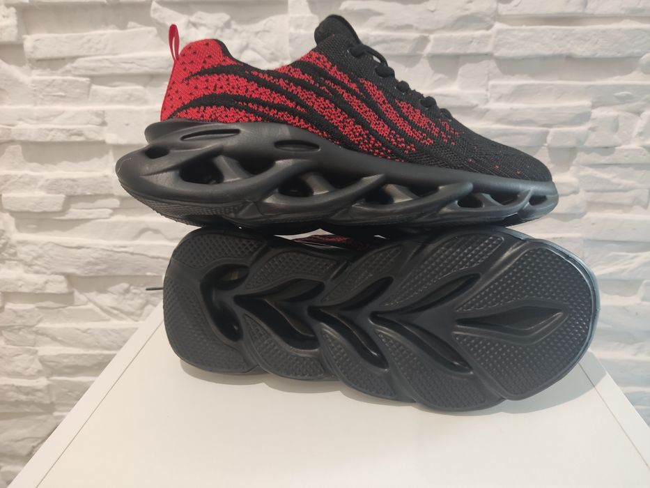 Buty sportowe męskie 39 (25 cm)