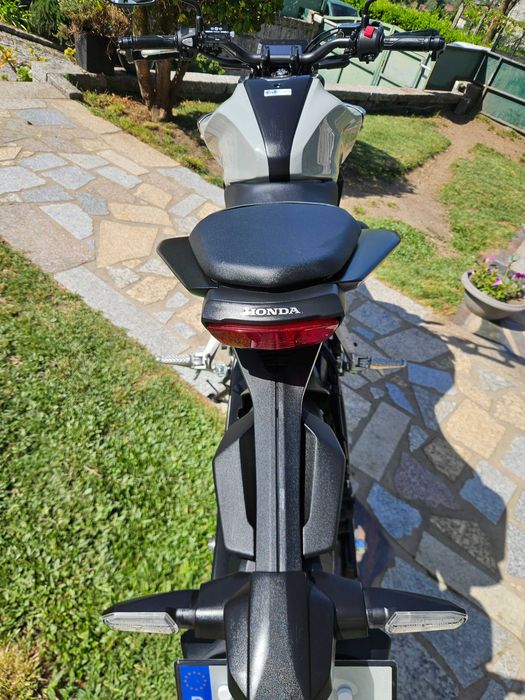 HONDA CB125R 1644km