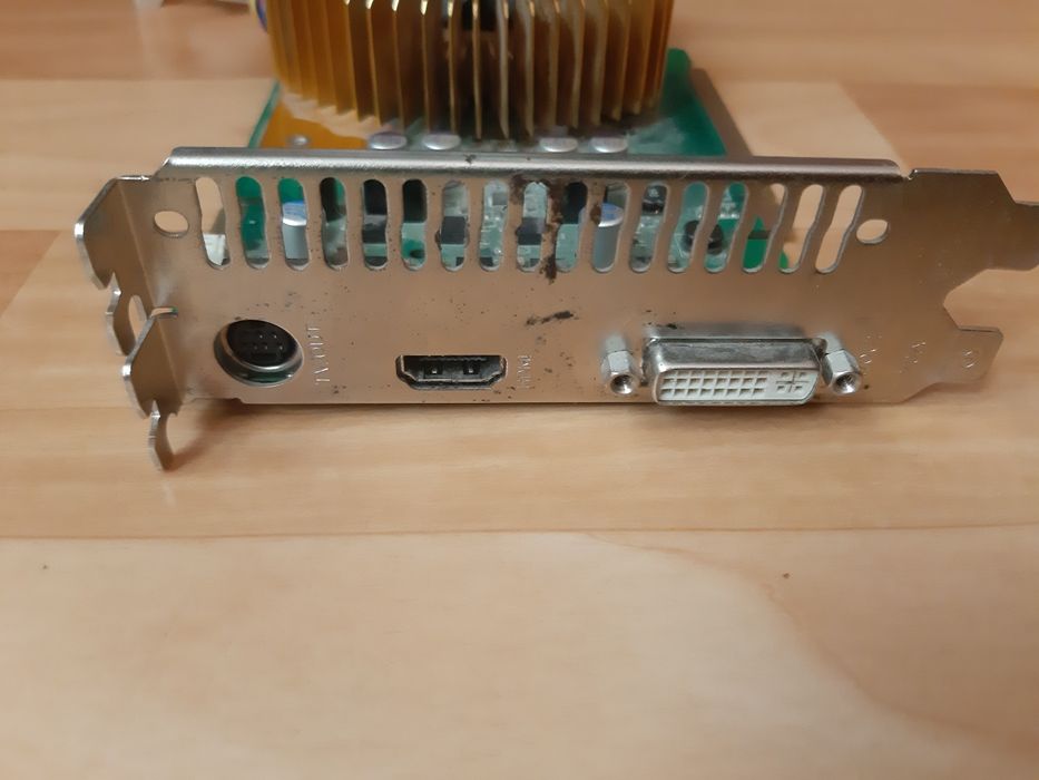 Видеокарта 8800 GS