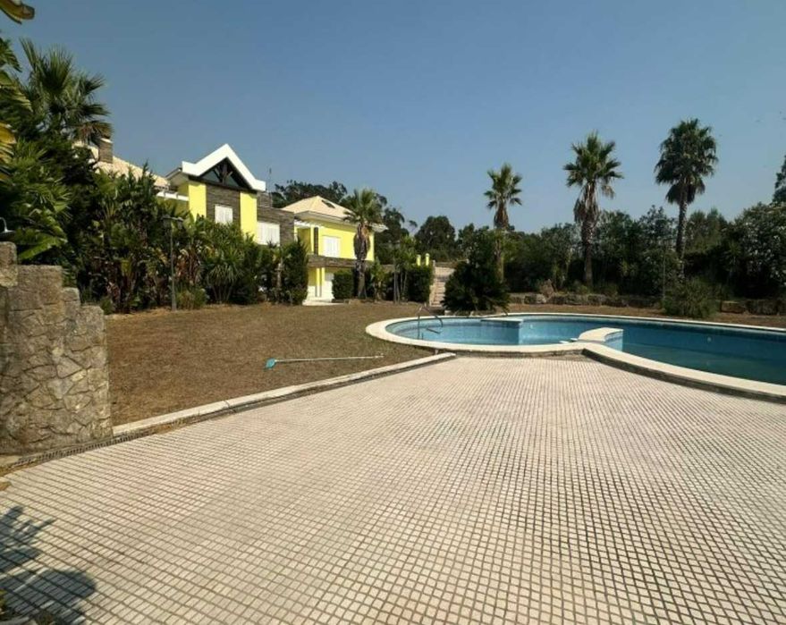 Moradia T6 de Luxo | Casal da Carregueira, Belas, Sintra