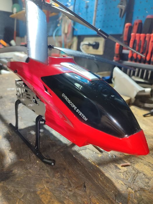 Продам вертолетик на радиоуправлении НА ЗАПЧАСТИ. НА ХОДУ.