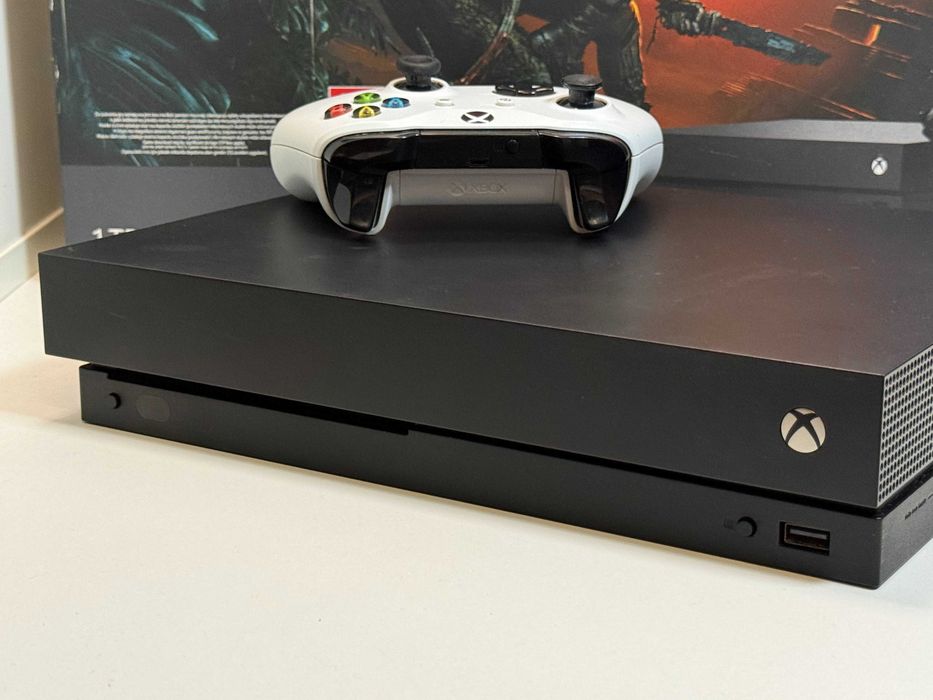 Konsola Xbox One X 1TB + Pad | Super Stan | Gwarancja