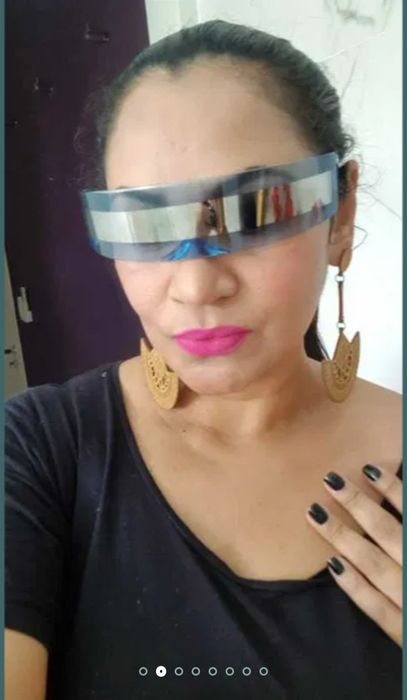 Модные космические футуристические очки