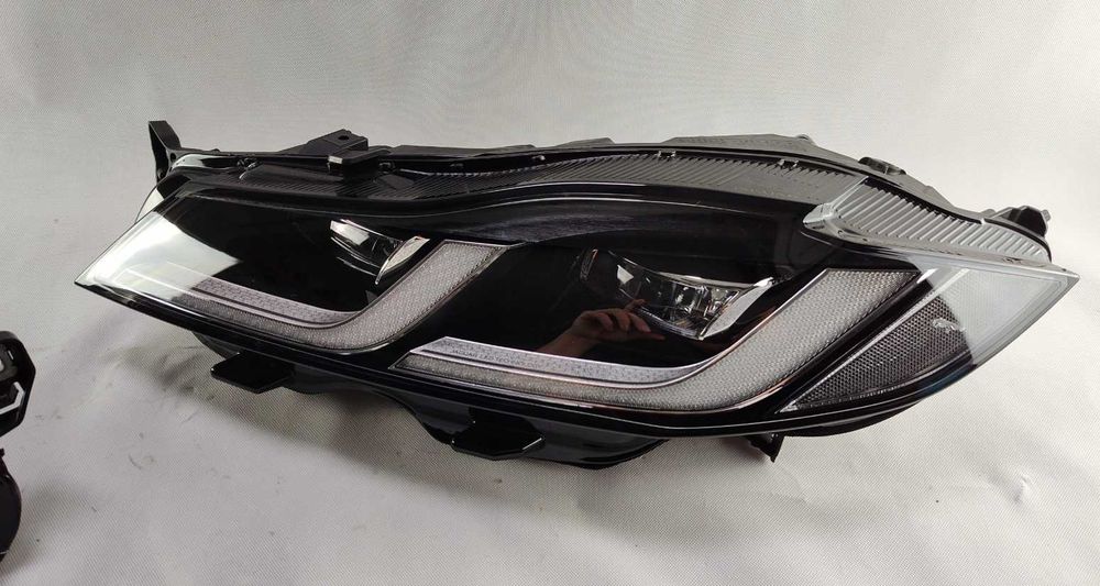 КОМПЛЕКТ ФАР права\ліва на Jaguar F-Pace