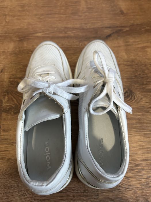 Buty sneakersy firmy Wojas