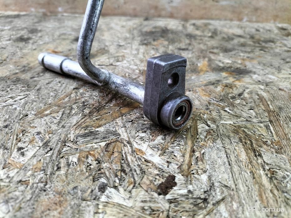 Ford Kuga mk2 2012-2019 Escape mk3 трубка кондиционера FV41-19A834-NA