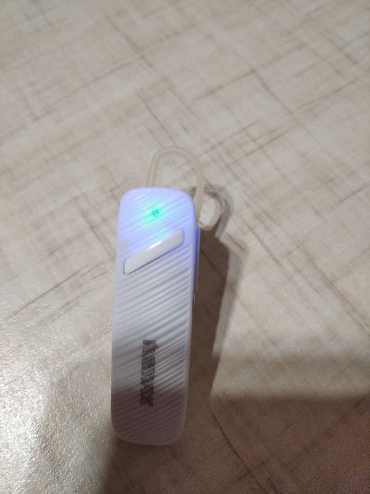 Продам Bluetooth гарнитуру Remax T7