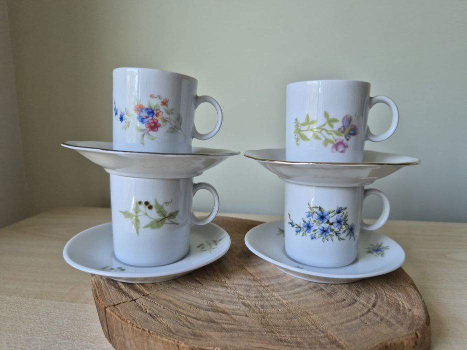 4 kubeczki do kawy z talerzykami porcelana Karolina