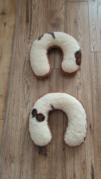 Poduszka pod głowę rogal poduszka do samochodu  samolotu wełna