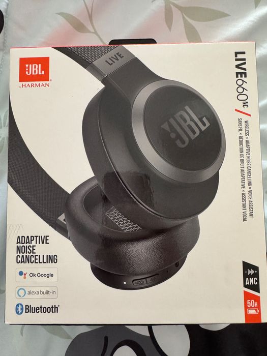 JBL Live 660NC Wireless Over-Ear
Headphone