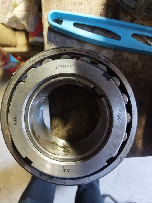 Підшипник 22216 E1-К FAG (Германія)