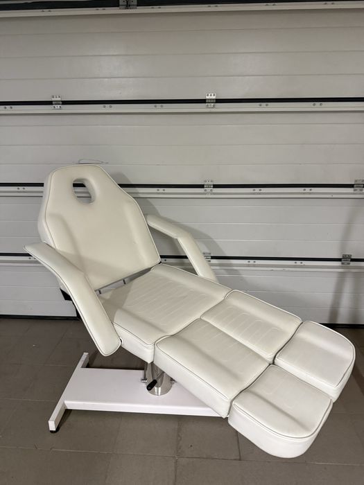 Fotel kosmetyczny łózko kosmetyczne do masazu super stan jak nowe
