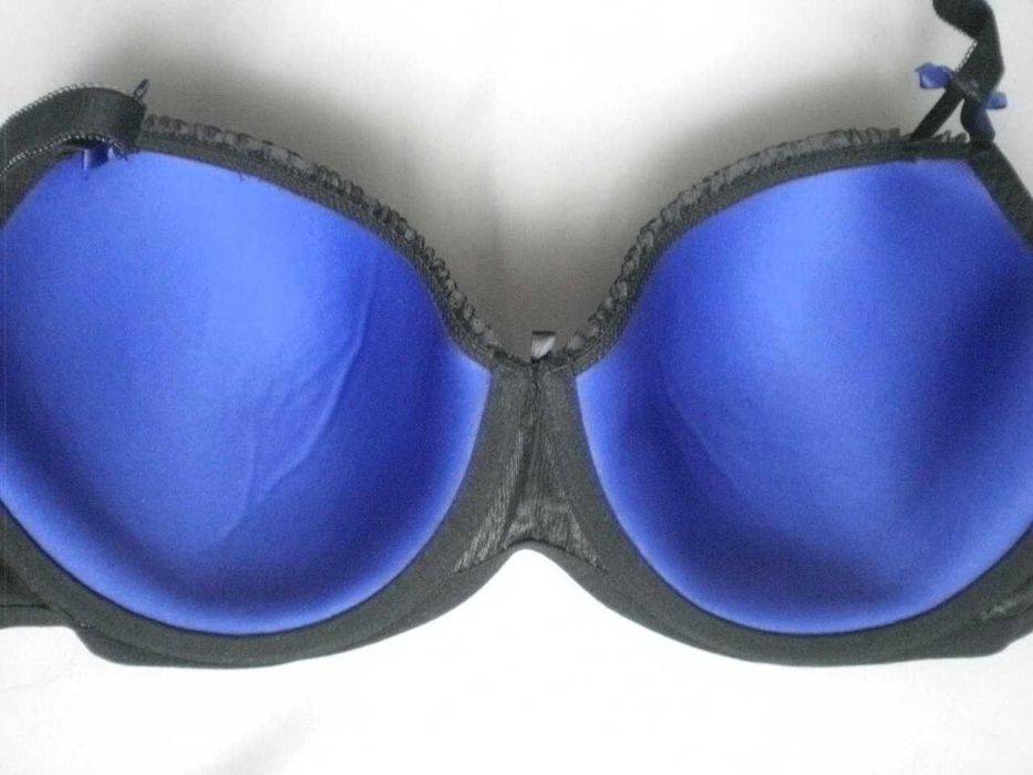 Biustonosz George 75 E