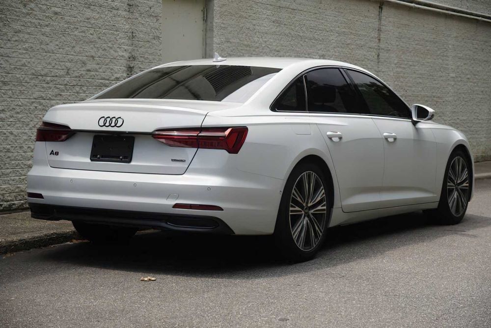 Audi A6 2.0      2023