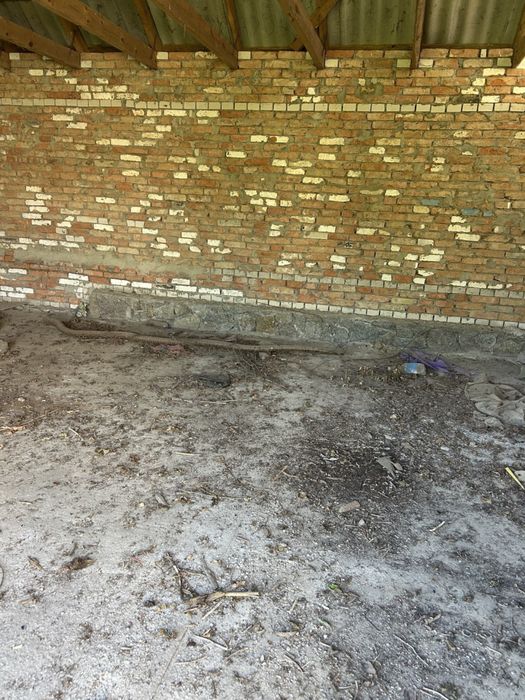 Будинок 53 м², гараж 110 м², 0,61 га в селі Піківець (Уманський район)