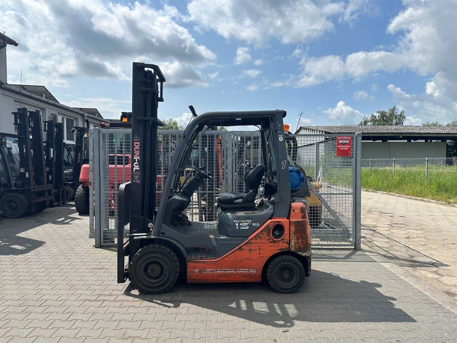 Wózek widłowy Gazowy Toyota 02-8FGF15 2008 Pół kabina