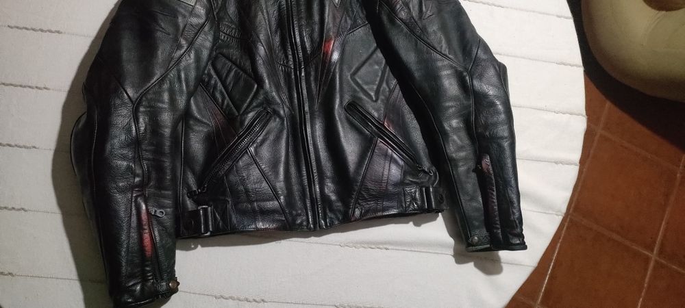 Casaco motard Dainese em pele