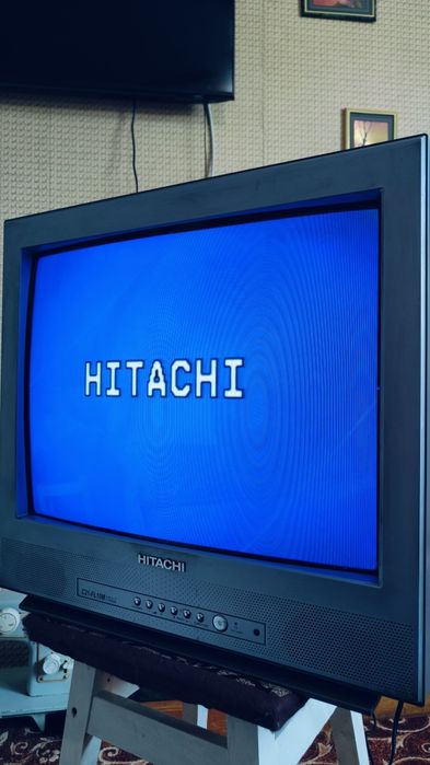 Телевизор HITACHI