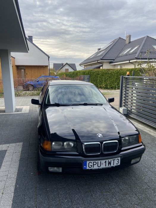 BMW E36 COMPACT 316i 1.9L 2000.r